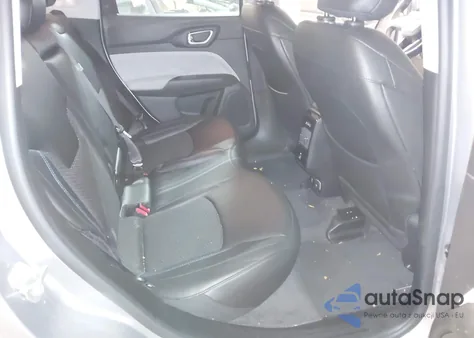 2022 Jeep Compass Latitude 4X4 из США, поврежденный, VIN 3C4NJDBB8NT205908